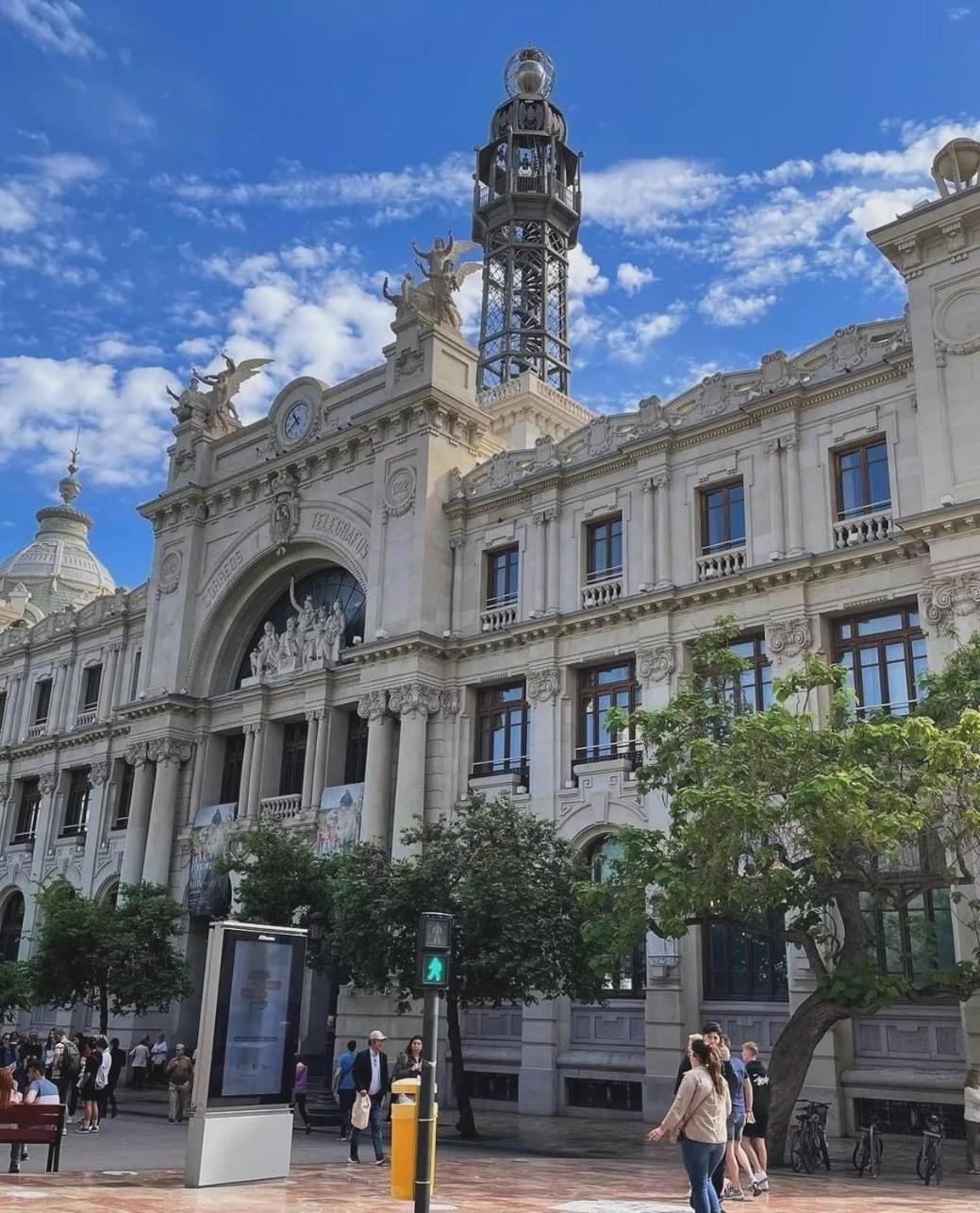 Mirador 1 Del Mercado Central - Habitacion Con Bano Privado En El Centro De La Ciudad Vella Valencia Exterior photo